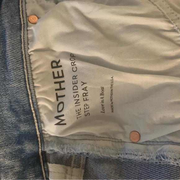 MOTHER JEANS. Insider Crop Step Fray. Love in a boat. - Picture 6 of 8
